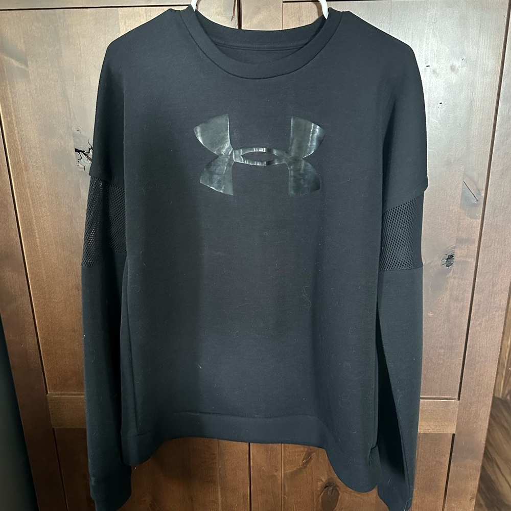 Women’s XS Black Under Armour Crew Sweatshirt Mesh